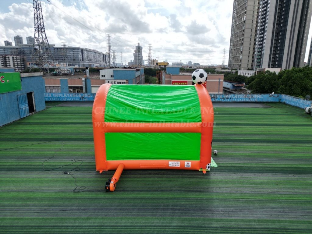 T11-627 Football Shoot Out Game