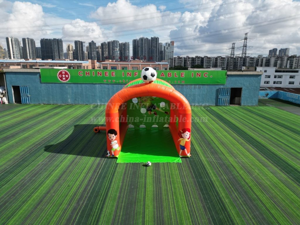 T11-627 Football Shoot Out Game