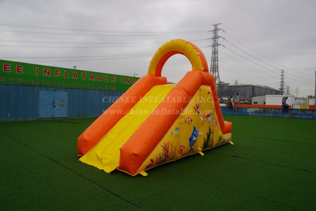 T8-1341 Climbing Games Inflatable Slides