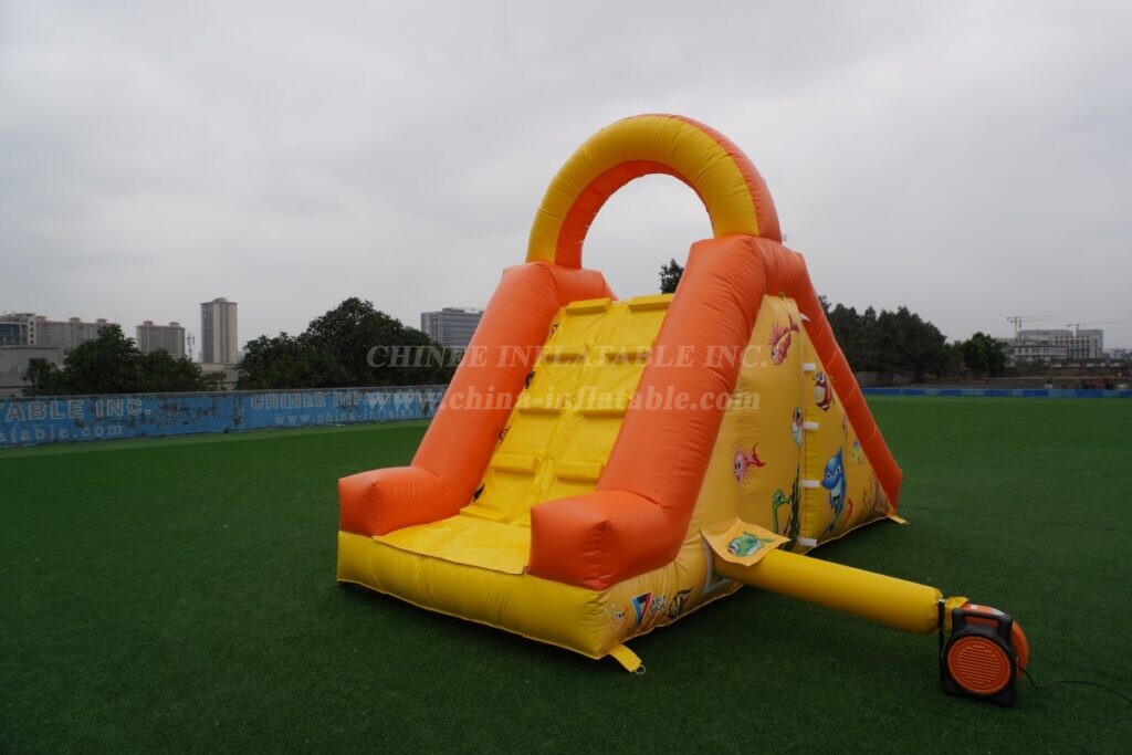 T8-1341 Climbing Games Inflatable Slides