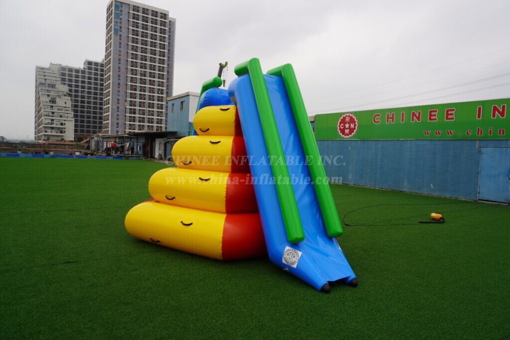 T20-001 Airtight Water Games Floating On Sea