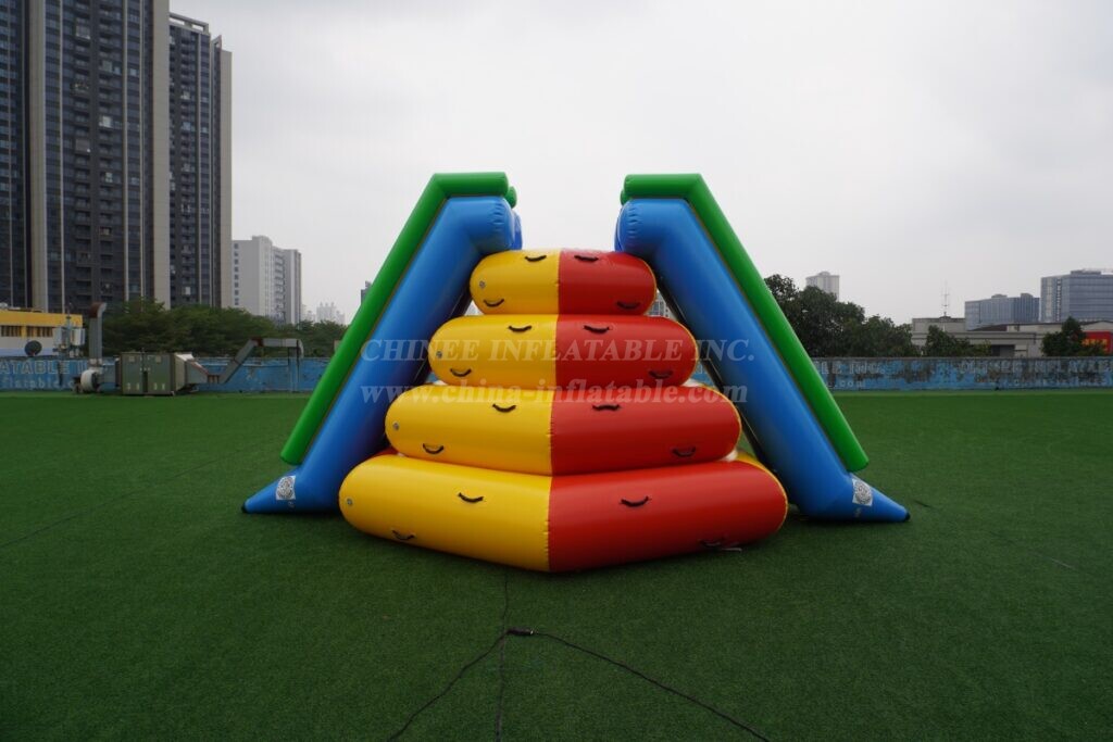 T20-001 Airtight Water Games Floating On Sea