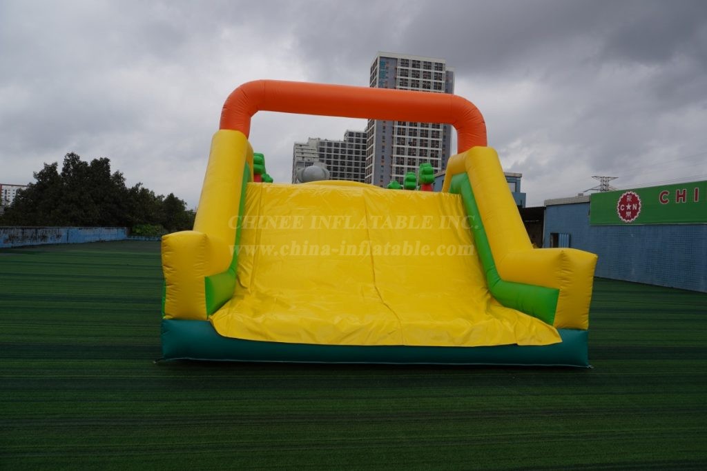 T7-1802 Animal Inflatable Obstacle Course