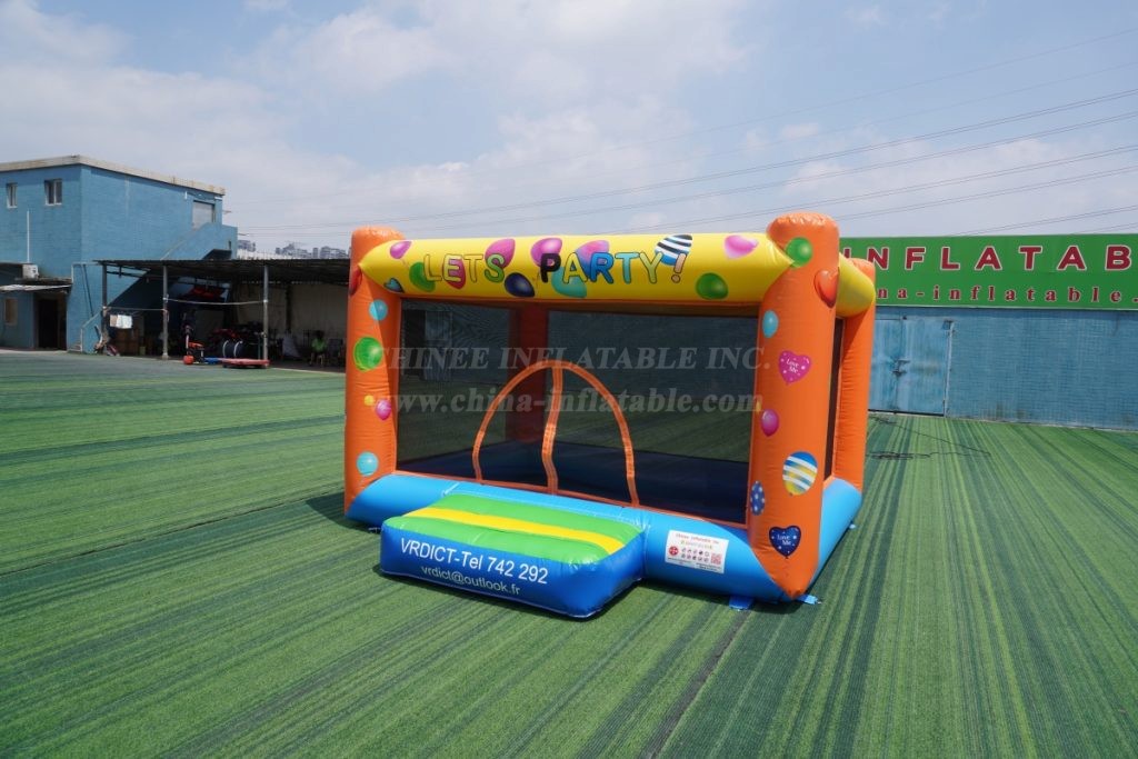T11-3656 Inflatable ball pool area