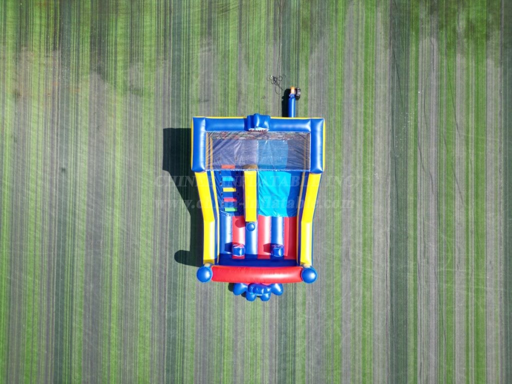 T2-4464B Sonic the Hedgehog Bouncy Castle with Slide