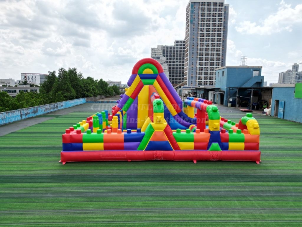 T2-4960B LEGO Bouncy Castle & Slide