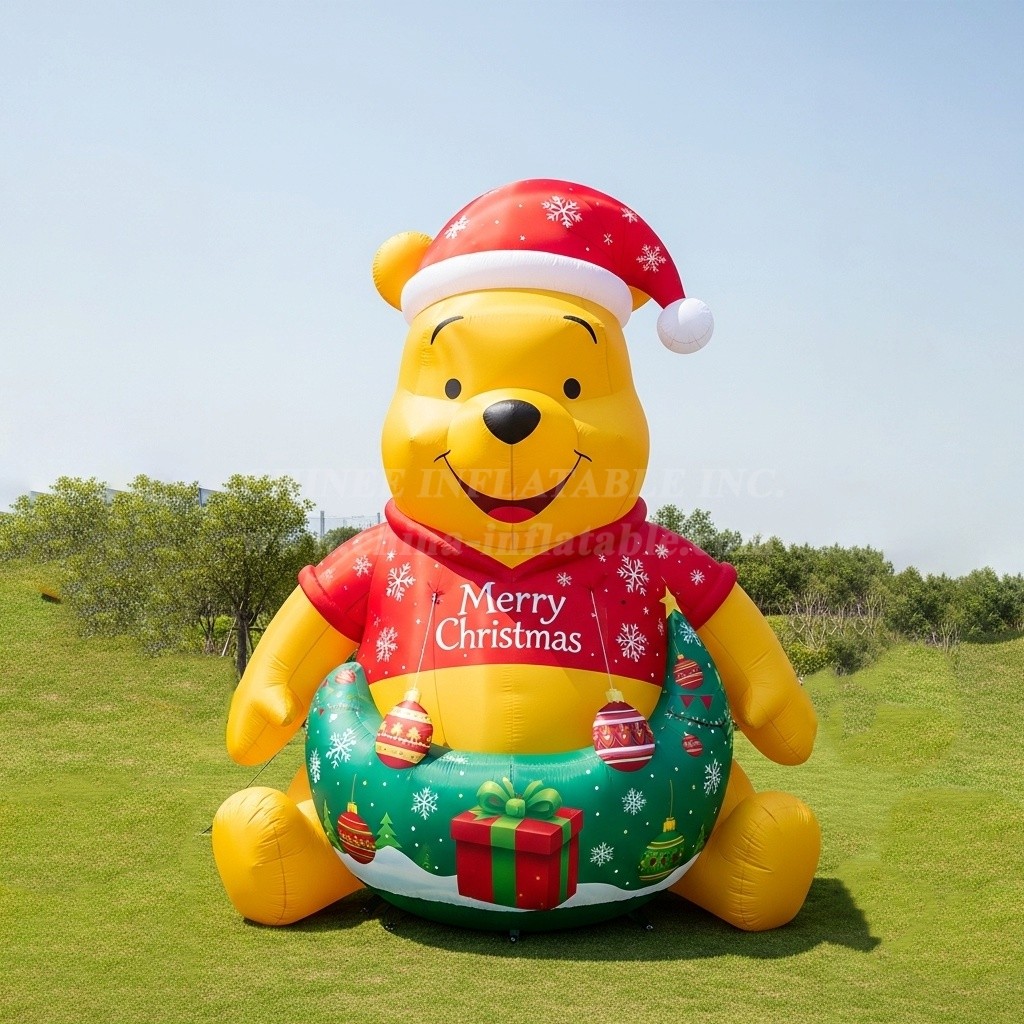 C1-747 Winnie the Pooh Christmas Inflatable Cartoon