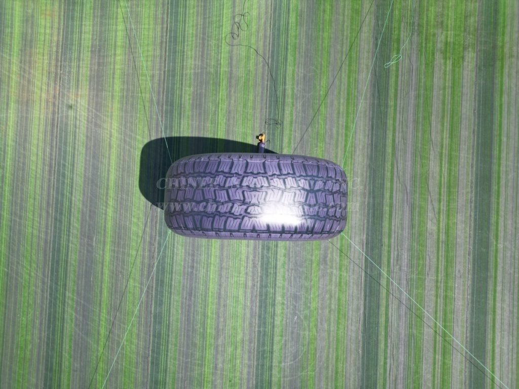 SI1-031 Giant Inflatable Tire Replica