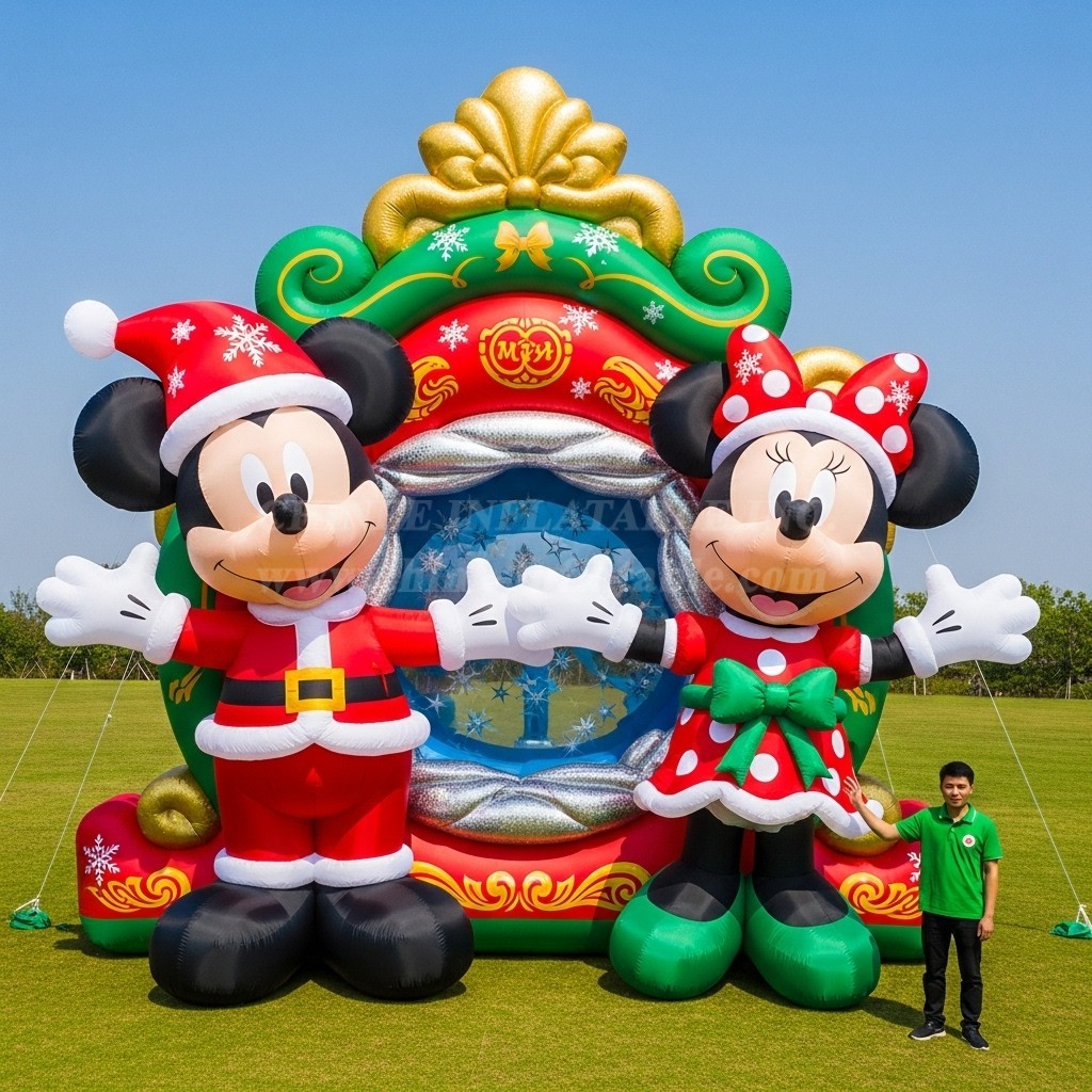 Cartoon3-577 Mickey & Minnie Christmas Event Party Decoration
