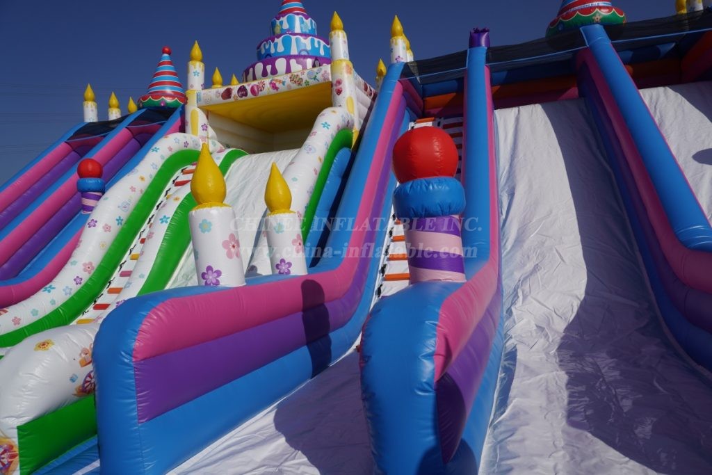 GF2-352 Birthdays Theme Inflatable Park