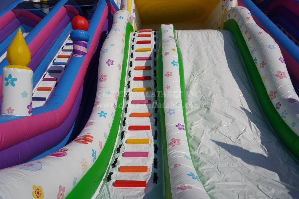 GF2-352 Birthdays Theme Inflatable Park