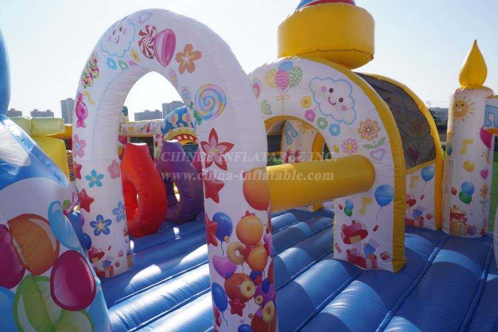 GF2-352 Birthdays Theme Inflatable Park