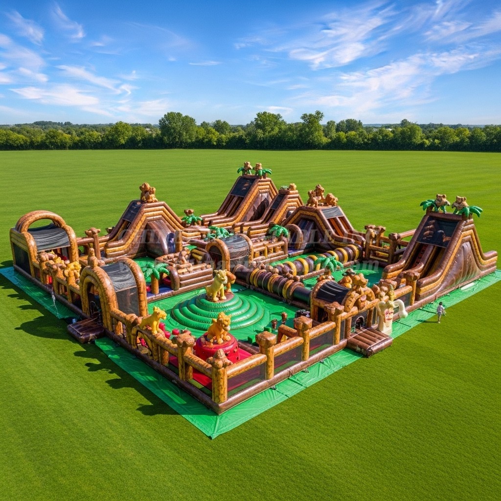GF2-738 The Lion King Theme Inflatable Park