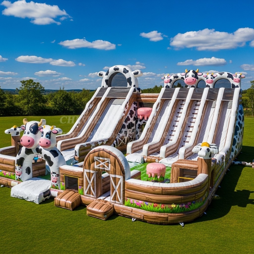 T6-6814 Cow Theme Inflatable Park