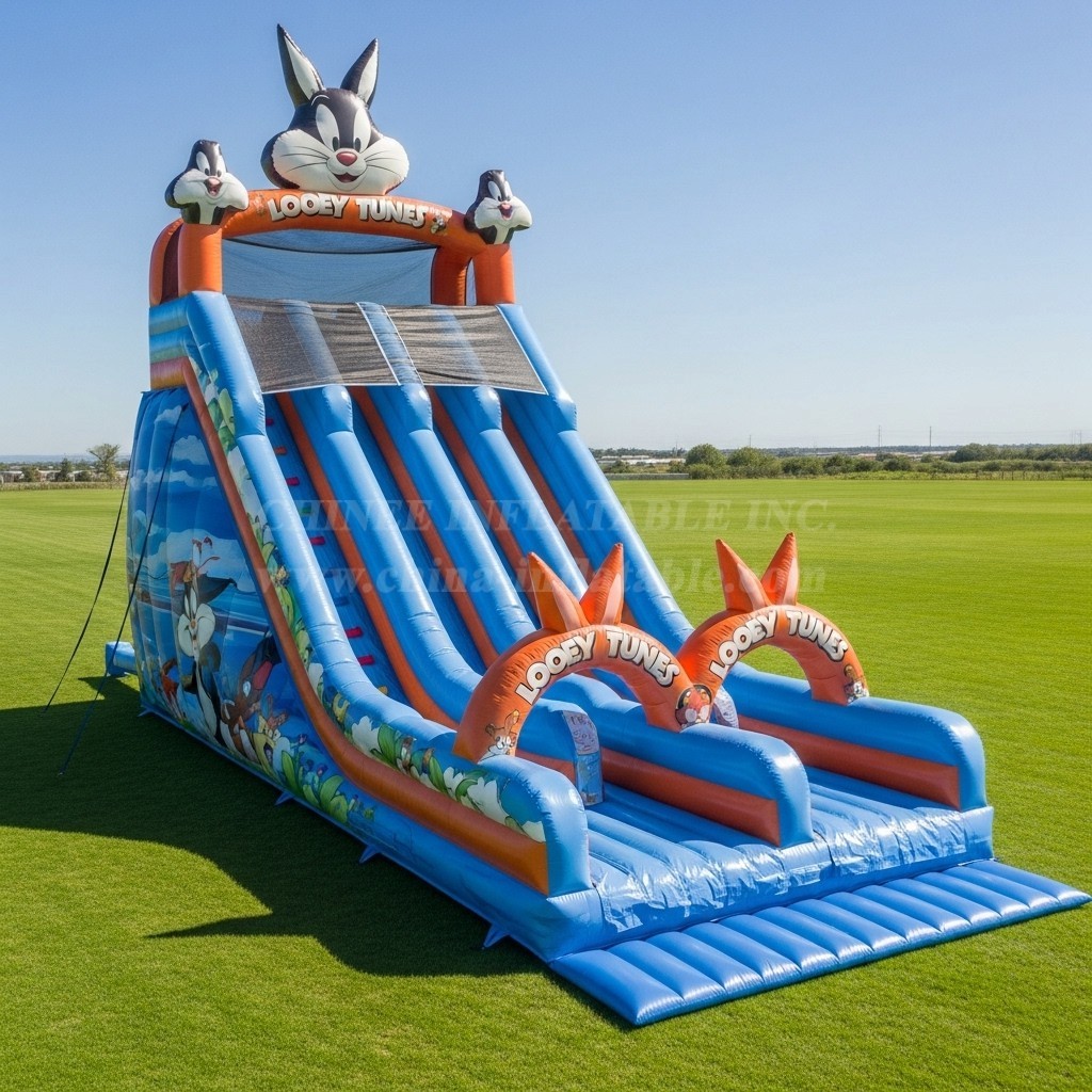 T8-9020 Looney Tunes Inflatable Slide