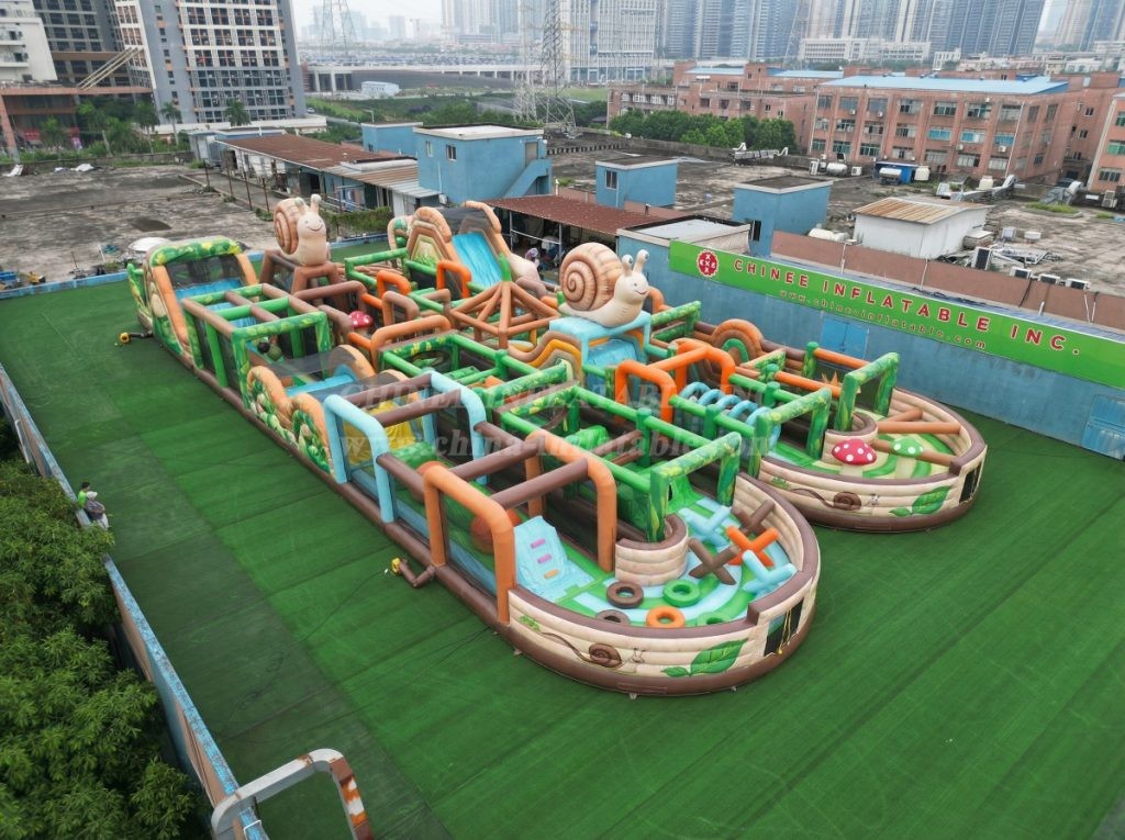 CR2-236 Snail Theme Challenging Run Giant Inflatable Obstacle Courses