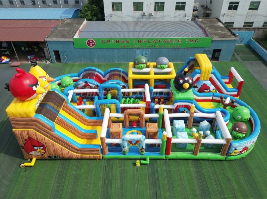 CR2-359 Angry Birds Theme Challenging Run Giant Inflatable Obstacle Courses