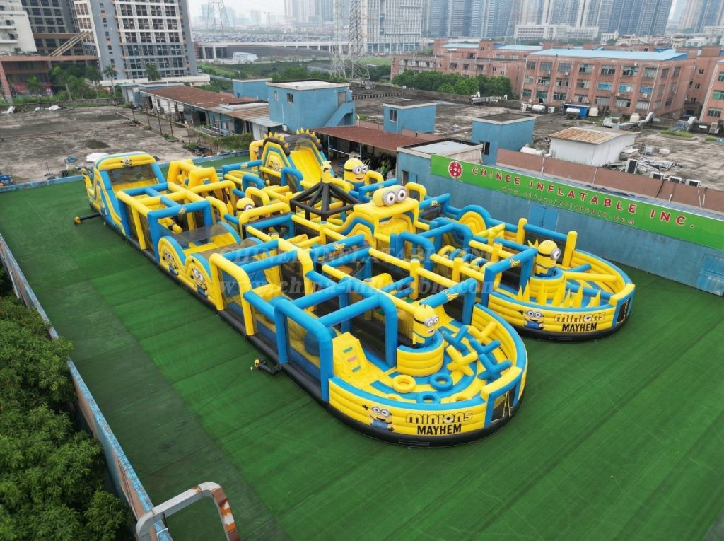 CR2-74 Minions Theme Challenging Run Giant Inflatable Obstacle Courses
