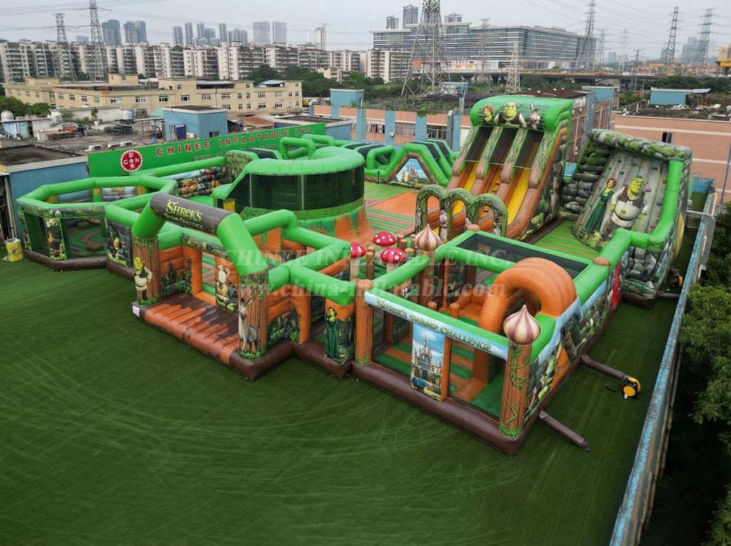 GF3-231 Shrek Theme Inflatable Park