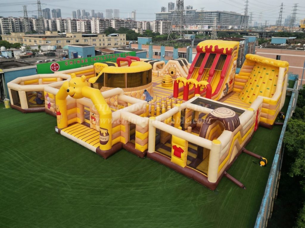 GF3-270 Winnie the Pooh Theme Inflatable Park