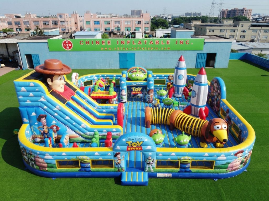 GF3-508 Toy Story Theme Inflatable Park