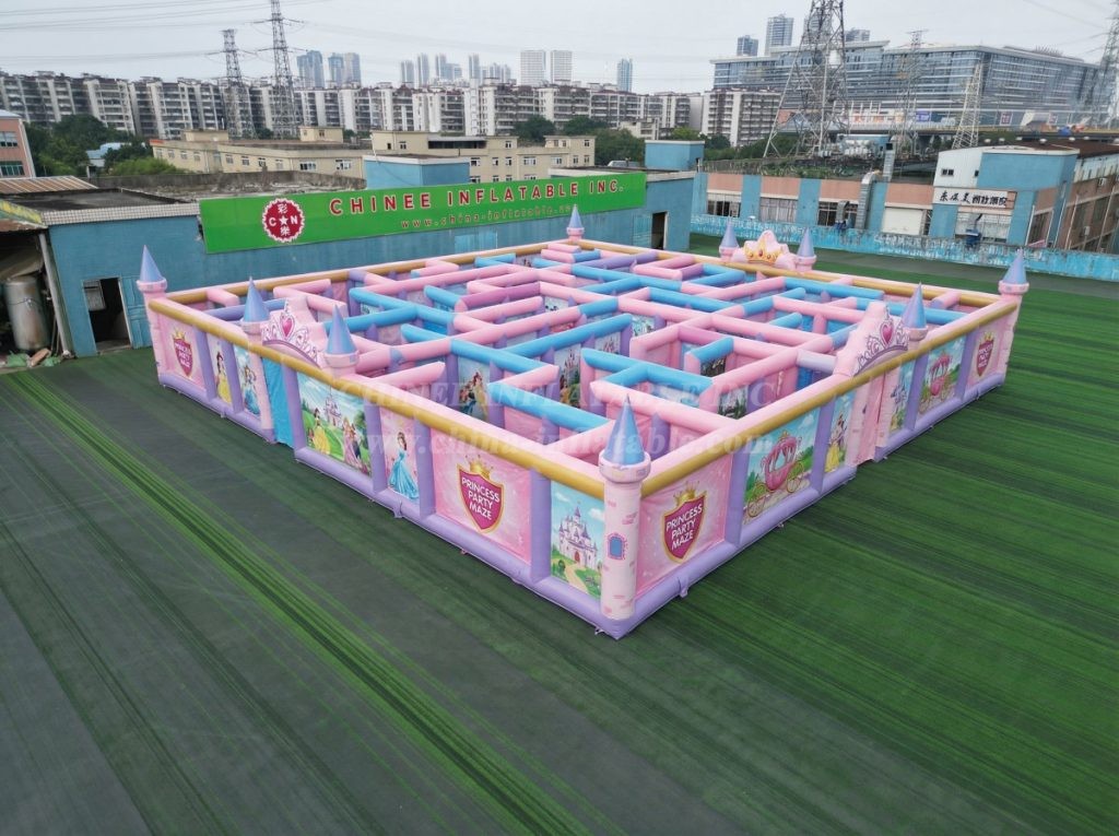 MAZE1-125 Princess Parties Theme Inflatable Maze
