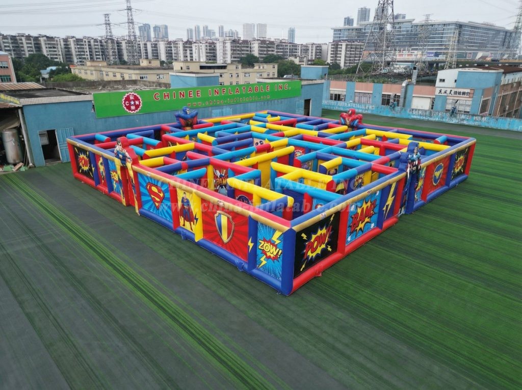 MAZE1-148 Superhero Theme Inflatable Maze
