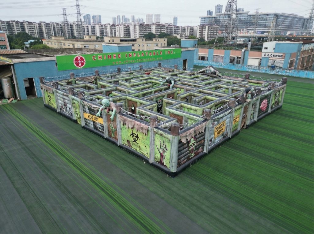 MAZE1-184 Zombie Theme Inflatable Maze