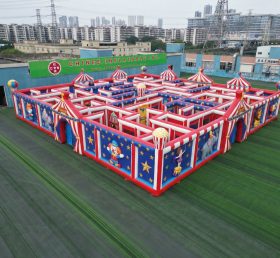 MAZE1-32 Circus Theme Inflatable Maze