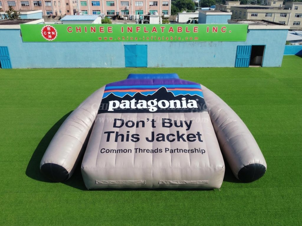 S4-2097 Patagonia Inflatable Advertising Sign