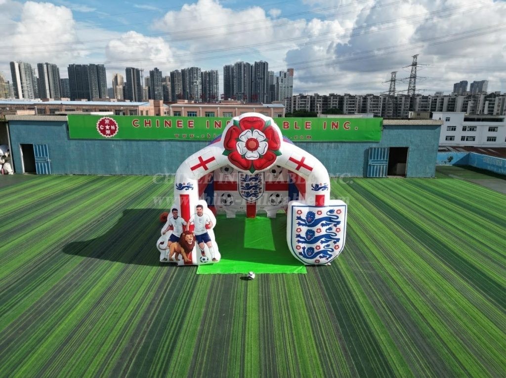 T11-7125 England National Team Theme Inflatable Football Shoot Out Game