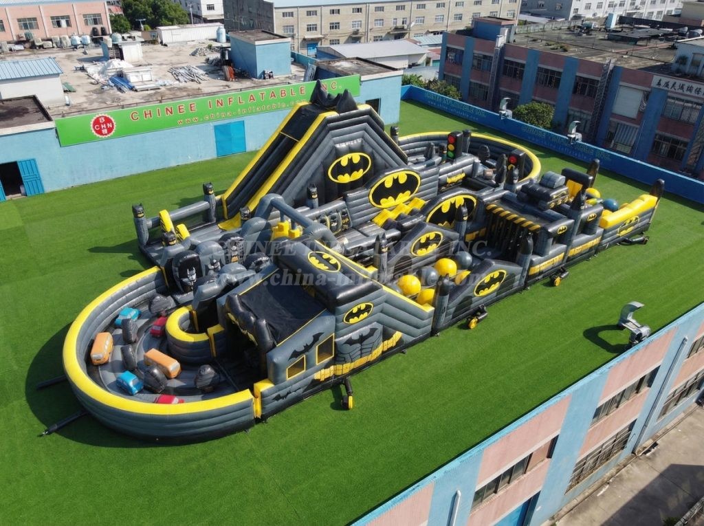 CR2-489 Batman Theme Ginat Inflatable Obstacle Courses Challenging Run