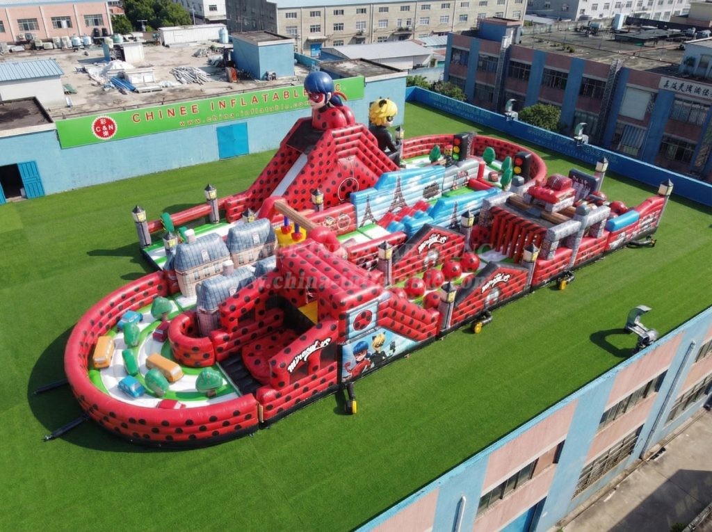 CR2-506 Miraculous Ladybug Theme Ginat Inflatable Obstacle Courses Challenging Run