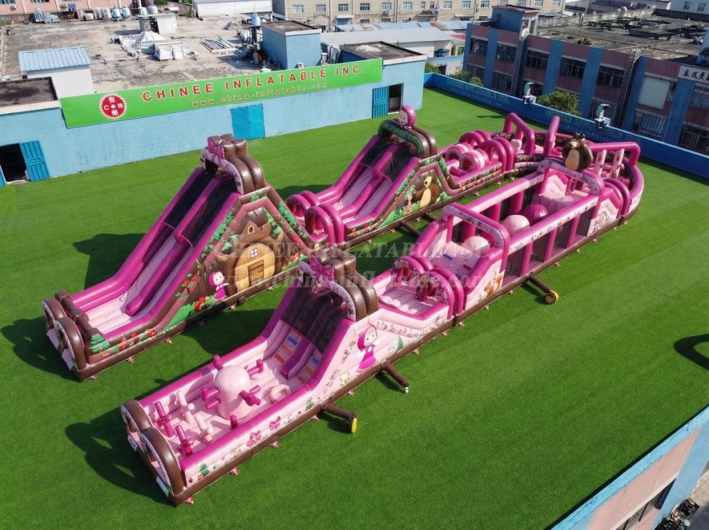 CR2-567 Masha And The Bear Theme Giant Inflatable Obstacle Courses Challenging Run