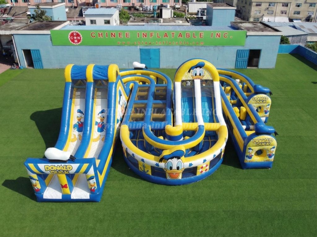 CR2-791 Donald Duck Theme Giant Inflatable Obstacle Courses Challenging Run