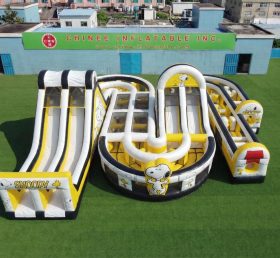 CR2-831 Snoopy Theme Giant Inflatable Obstacle Courses Challenging Run