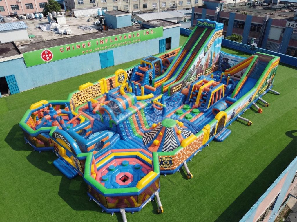 GF3-1125 Zootopia Theme Inflatable Park