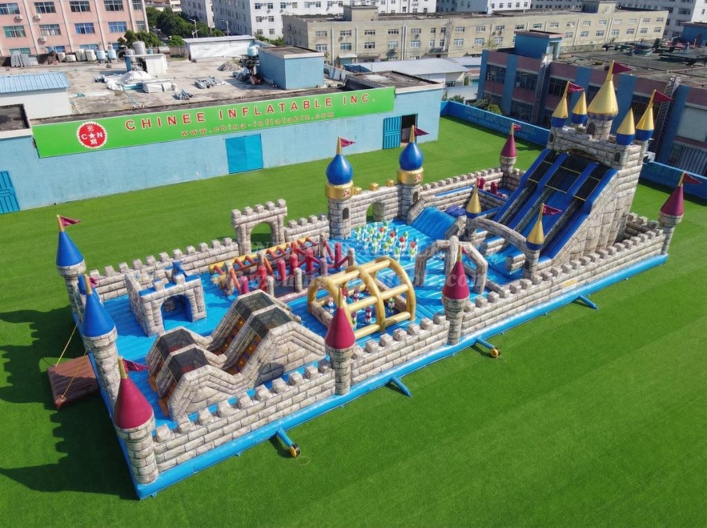 GF3-1132 Castle Kingdom Theme Inflatable Park
