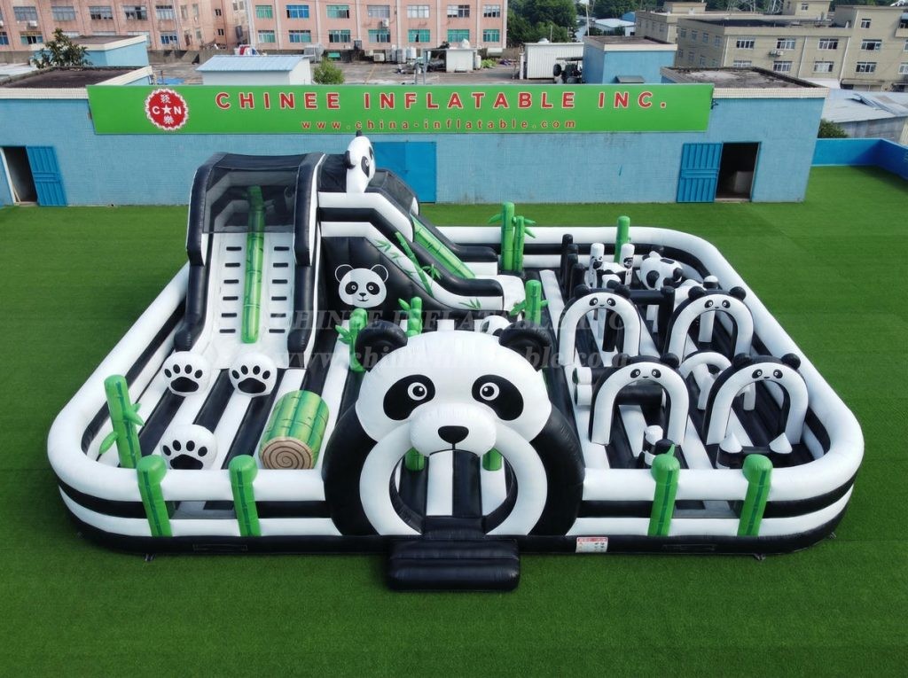 GF3-1247 Panda Theme Inflatable Funcity