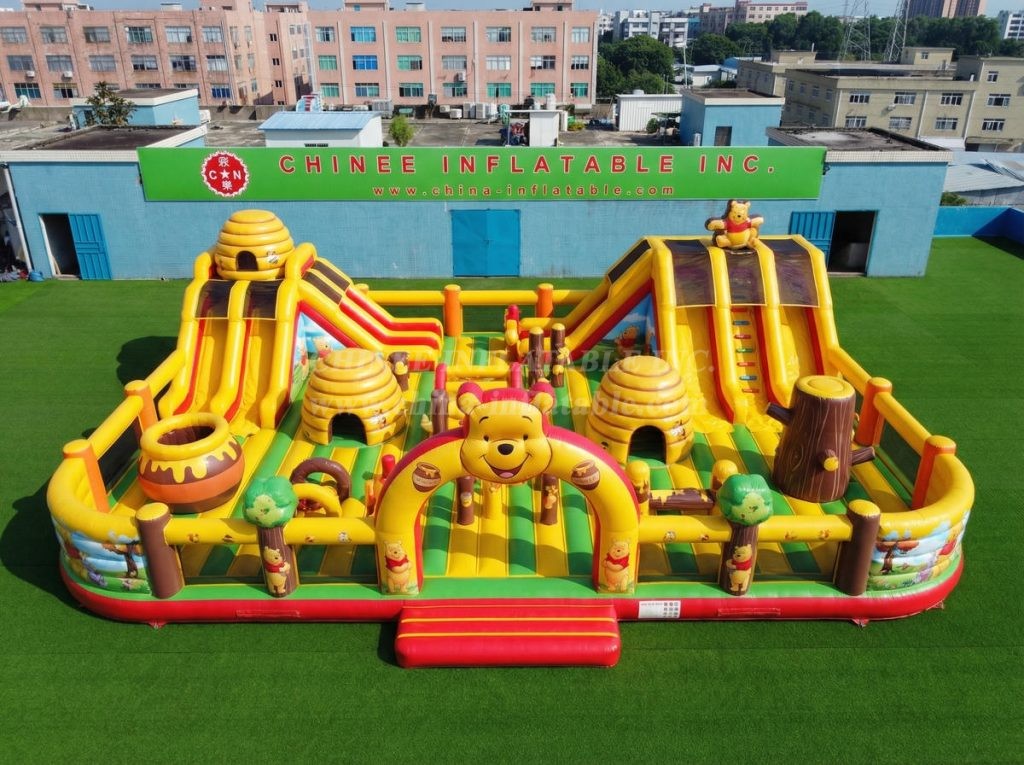 GF3-1295 Winnie The Pooh Theme Inflatable Funcity