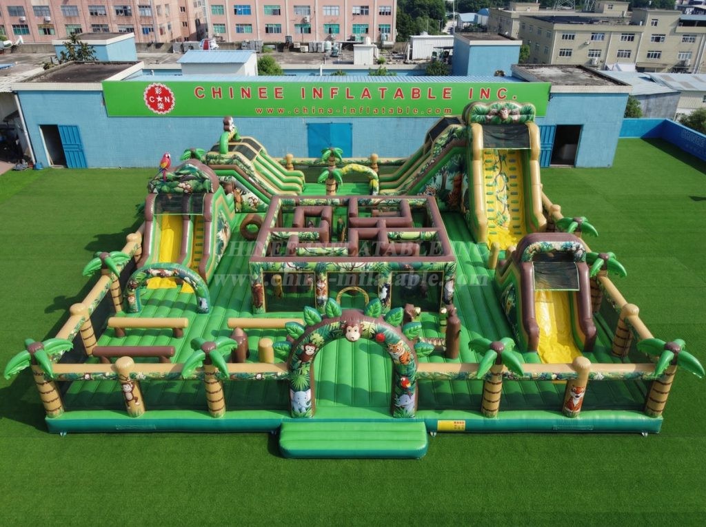 GF3-1347 Jungle Theme Inflatable Park
