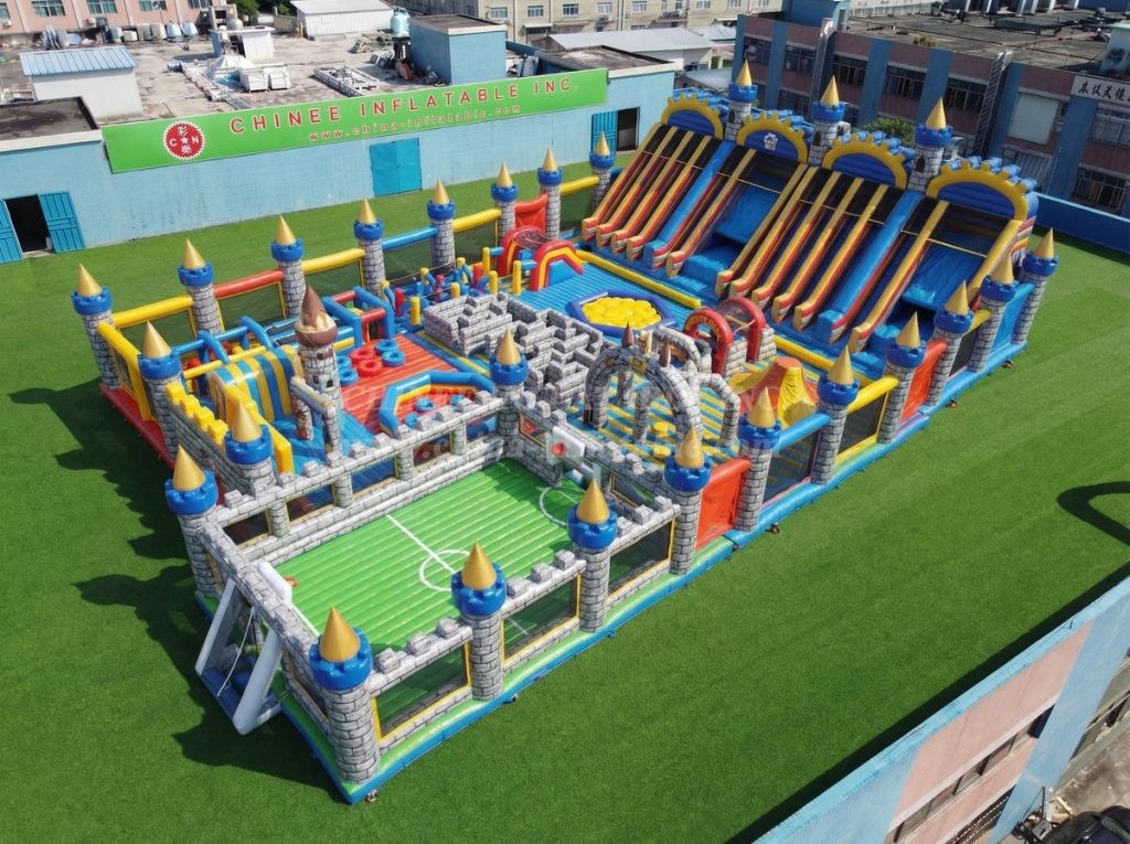 GF3-651 Castle Kingdom Theme Giant Inflatable Park