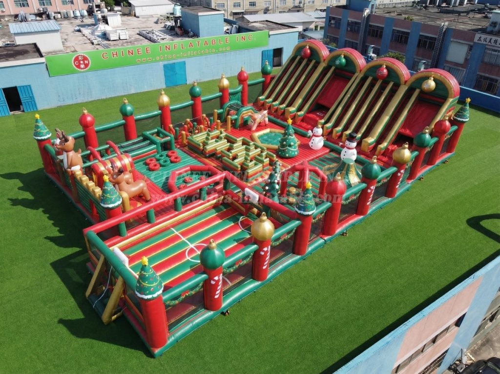 GF3-652 Christmas Theme Giant Inflatable Park