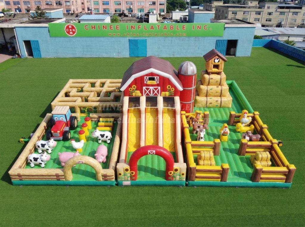GF3-905 Farm Theme Inflatable Park