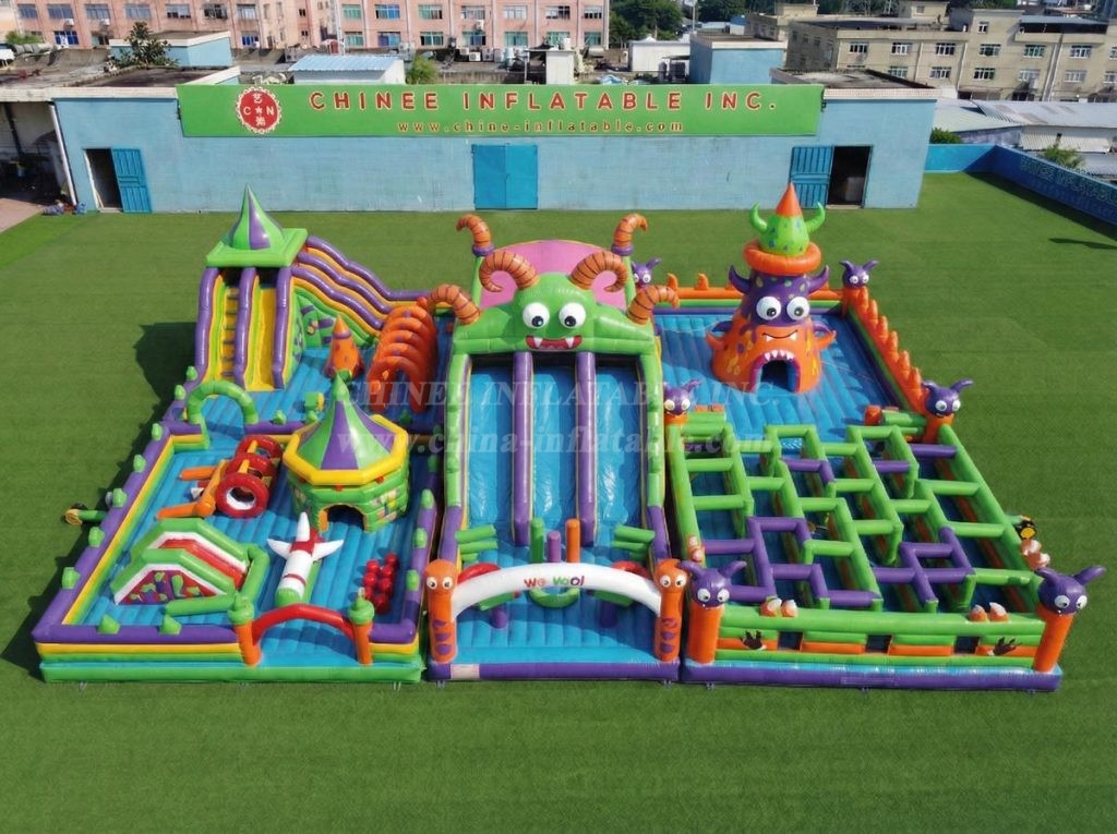 GF3-915 Monster Theme Inflatable Park