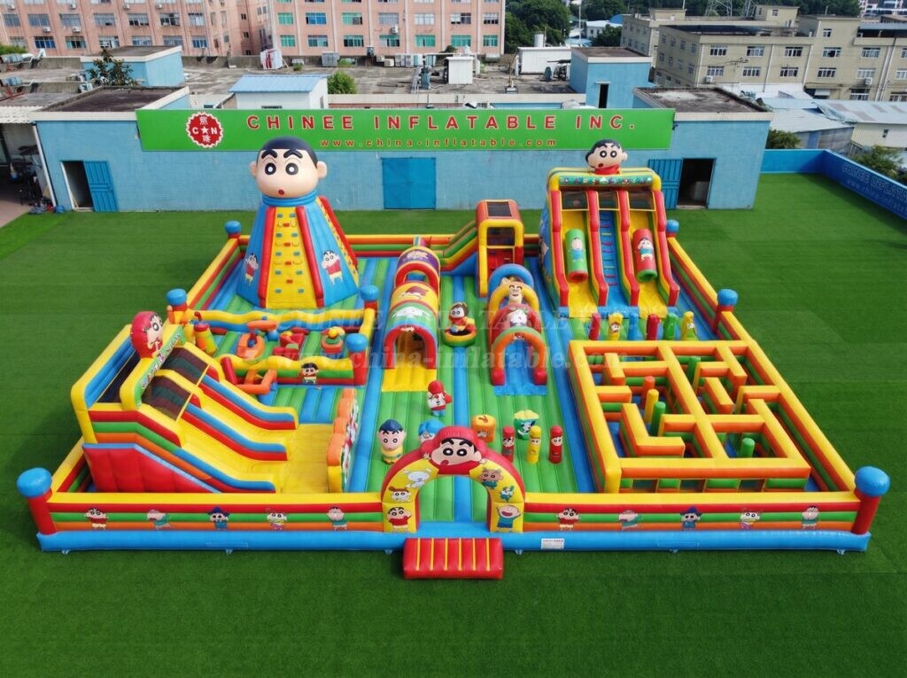 GF3-1446 Crayon Shin-chan Theme Inflatable Playground