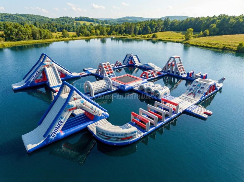 S662 Airplane Theme Inflatable Water Park