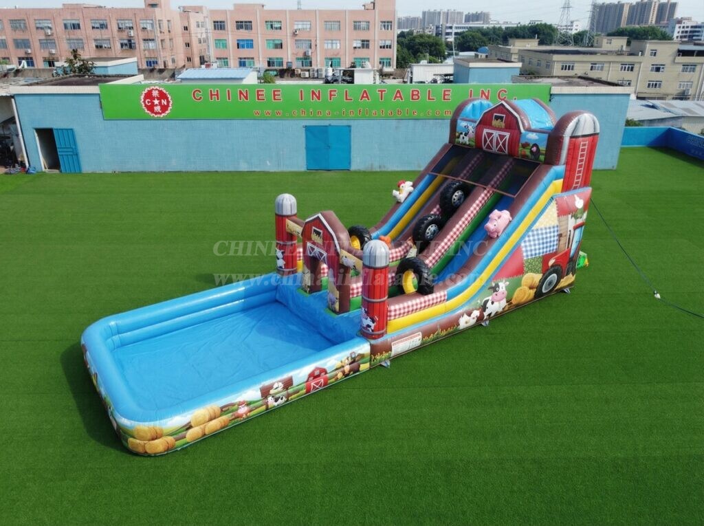 T8-6146 Farm Theme Inflatable Water Slide
