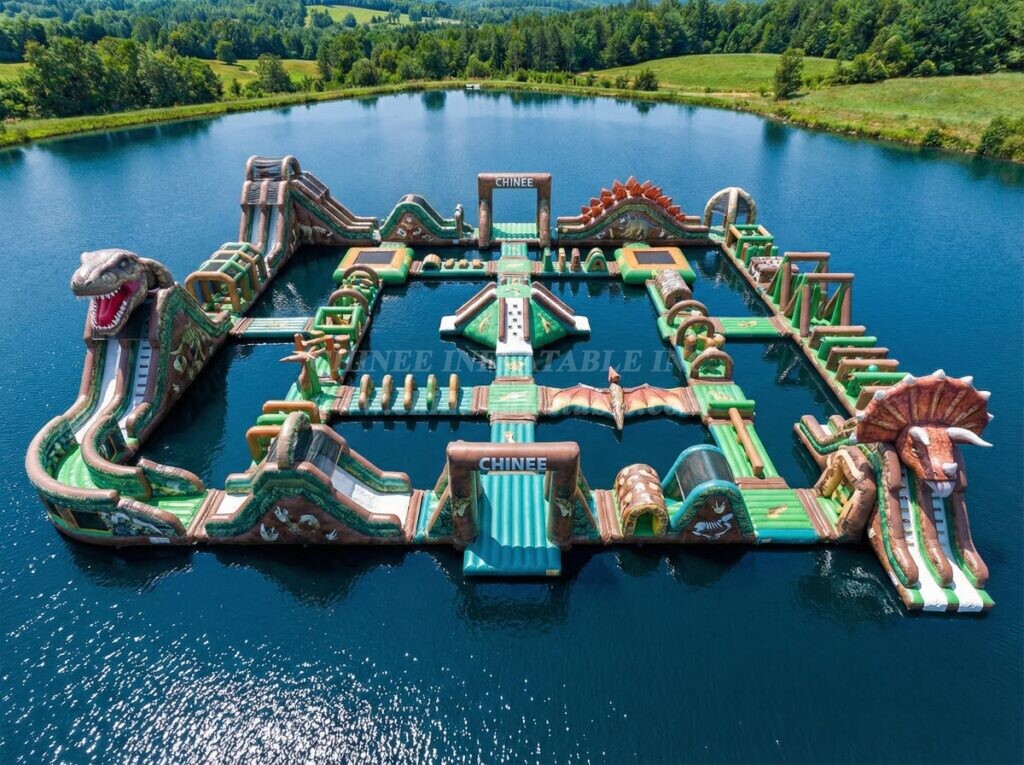 S848 Dinosaur Theme Inflatable Water Park