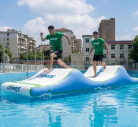 T10-615 Exciting Inflatable Slipping Wave For Water Park